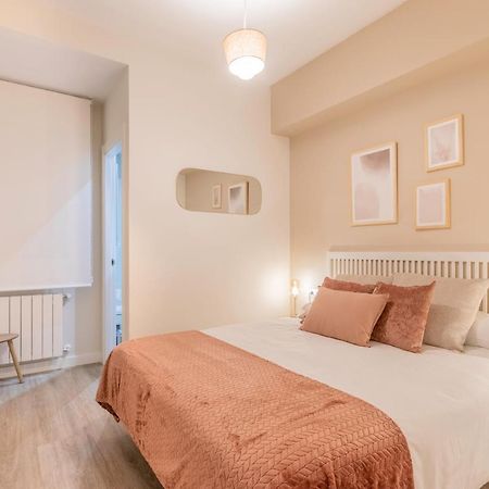 Ferienwohnung Recien Reformado Junto A Metro San Mames Bilbao Exterior foto