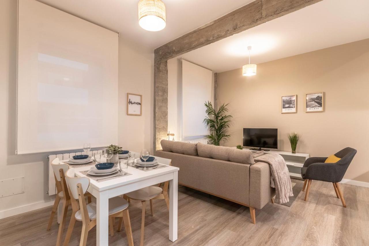 Ferienwohnung Recien Reformado Junto A Metro San Mames Bilbao Exterior foto