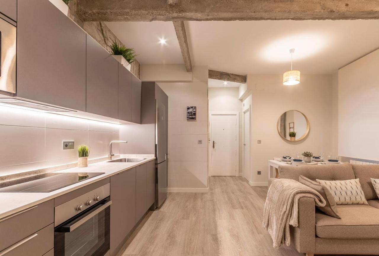 Ferienwohnung Recien Reformado Junto A Metro San Mames Bilbao Exterior foto